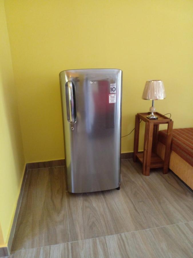 Sawanga Home Stay Велигама Экстерьер фото