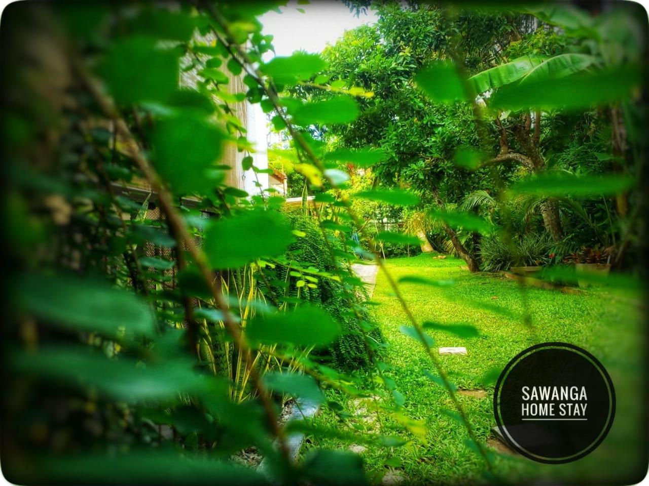 Sawanga Home Stay Велигама Экстерьер фото