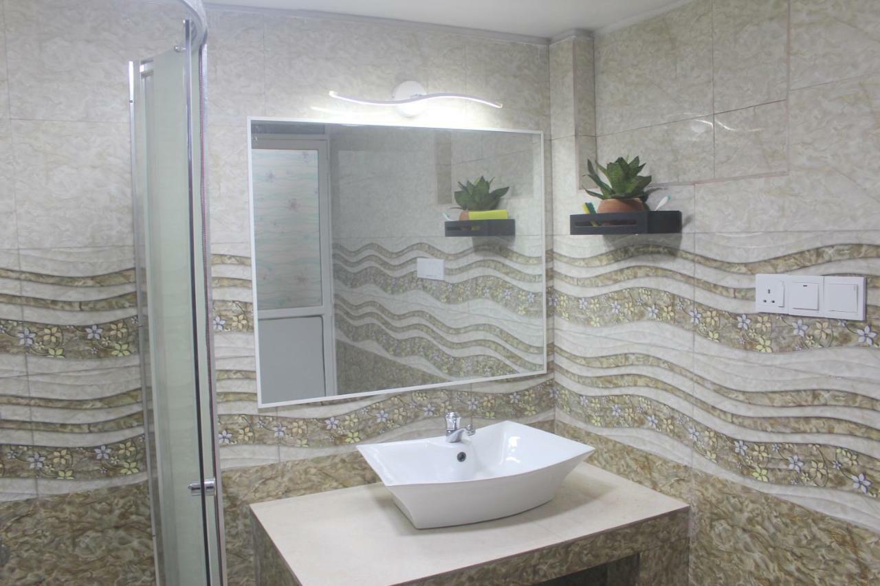 Sawanga Home Stay Велигама Экстерьер фото